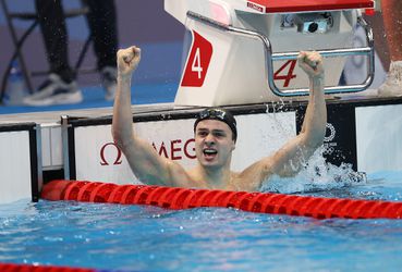 Zwemmer Arno Kamminga pakt in razend spannende finale ZILVER op 200 meter schoolslag
