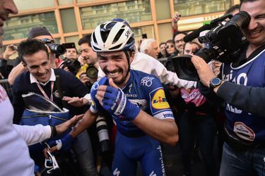 Alaphilippe zei in zijn winnende sprint nog tegen zichzelf: 'Laat dit niet meer gaan'