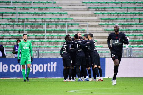 Lionel Messi met 'hattrick' van grote waarde bij PSG-debuut Sergio Ramos