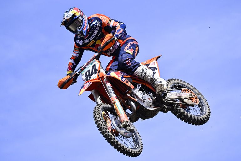 Jeffrey Herlings reageert na gebroken nekwervel: 'Samenvatting van mijn loopbaan'