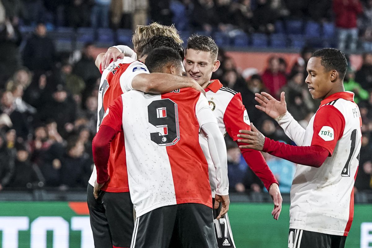 Feyenoord schrikt niet van tegengoal en wint in de beker van PEC