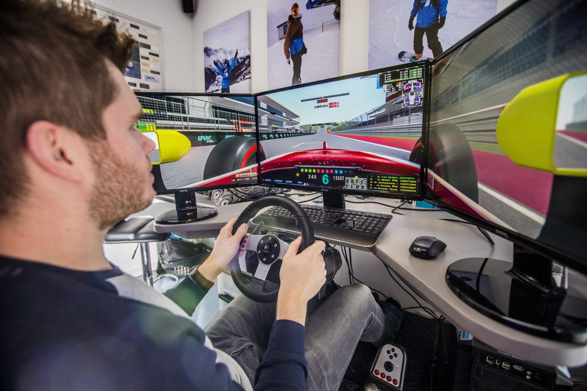 Nederlander wint simulatortester en krijgt droomcontract bij McLaren