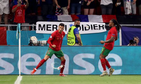 Cristiano Ronaldo krijgt alsnog flesje Coca-Cola na 2 doelpunten tegen Frankrijk