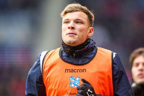 Gaat Vitesse aanval versterken? 'Arnhemmers willen Sydney van Hooijdonk en Fran Sol'