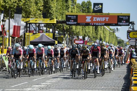 TV-gids: hier kijk je live naar de Tour de France Femmes 2022
