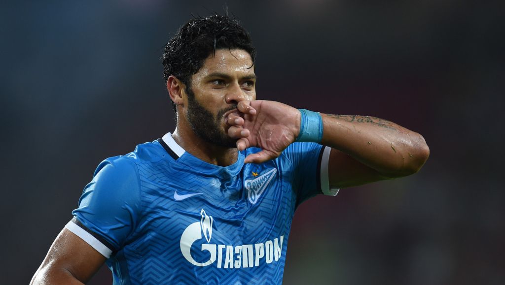 Hulk blaast kusjes naar racistische supporters