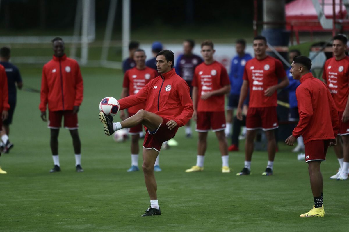 WK-selectie Costa Rica: oud-Eredivisie-speler Bryan Ruiz als aanvoerder mee