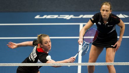 Badmintonners Piek en Muskens strijdend ten onder tegen Koreanen