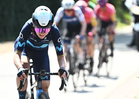 Van Vleuten blijft maar gaan! 39-jarige wint Luik-Bastenaken-Luik