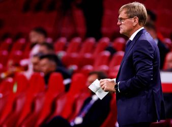 Dwight Lodeweges en KNVB willen door: 'Eerst kijken wie de nieuwe bondscoach wordt'