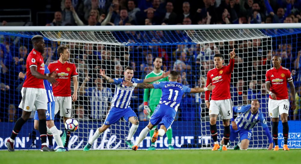 United verliest bij Brighton, PSG komt niet verder dan 2-2