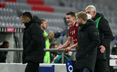 💩 | Merde! Benjamin Pavard moet poepen en schopt wisselbeleid Nagelsmann door de war