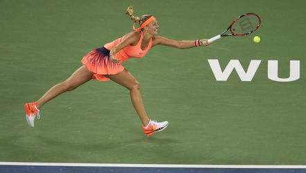 Kvitova mept Halep van de baan en bereikt WTA-finale