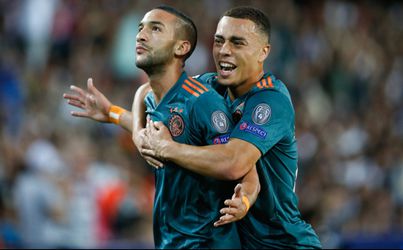 Ziyech over absolute wereldgoal: 'Dacht ik zwabber die bal gewoon' (video)