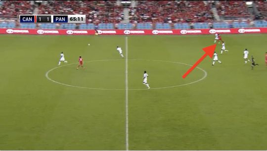 🎥 | 'Meep meep' Alphonso Davies maakt knettergekke goal voor Canada