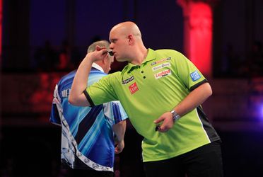 Michael van Gerwen vlot voorbij Ian White