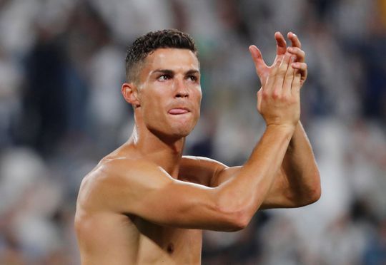Cristiano Ronaldo ontkent verkrachtingsverhaal: 'Fake news'