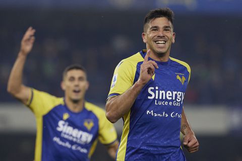 🎥 | Matthijs de Ligt ziet vanaf de bank hoe Simeone Juventus 2 keer pijn doet