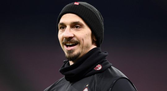 📸 | LOL! Zlatan houdt fans voor de gek met KALE kop