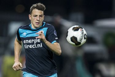 PSV gaat voor nieuwe rechtsback uit Colombia