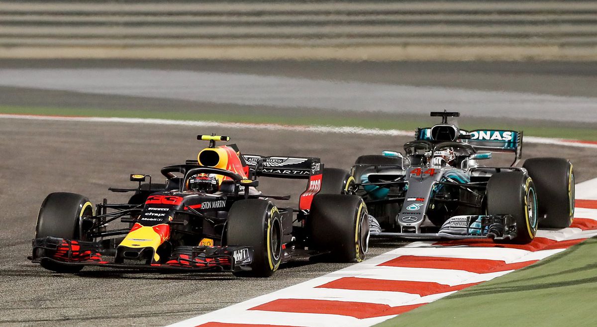 Drama voor Red Bull in Bahrein: Ricciardo én Verstappen heel snel OUT