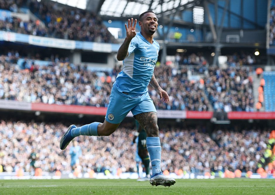 🎥​ | Jesus speelt lekker in de speeltuin bij Manchester City en scoort er 4, Tim Krul vist 3 keer