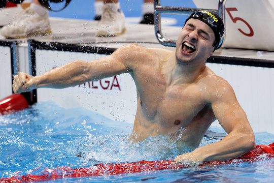 WAUW! Arno Kamminga pakt olympisch zilver op de 100 meter schoolslag