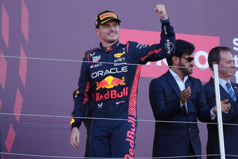 Max Verstappen pakt met Red Bull de constructeurstitel in Japan: 'Het was een ongelofelijk weekend'