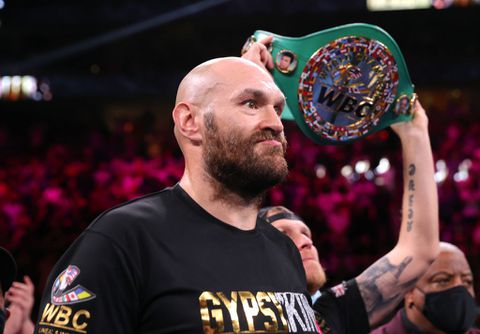 Tyson Fury na gevecht met Deontay Wilder: 'Hij heeft me hard laten werken voor mijn geld'