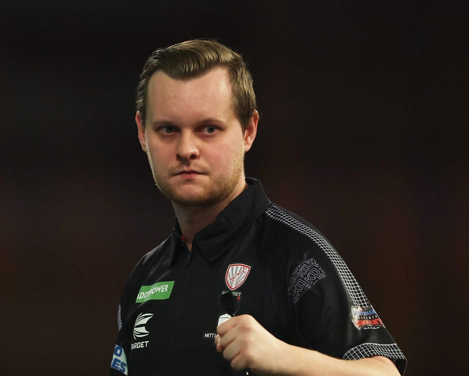 Lekker debuut Kevin Doets op WK darts: klinkende zege op Stowe Buntz in eerste ronde