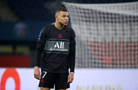PSG moet Kylian Mbappé missen met spierblessure: kraker tegen Real Madrid in gevaar?