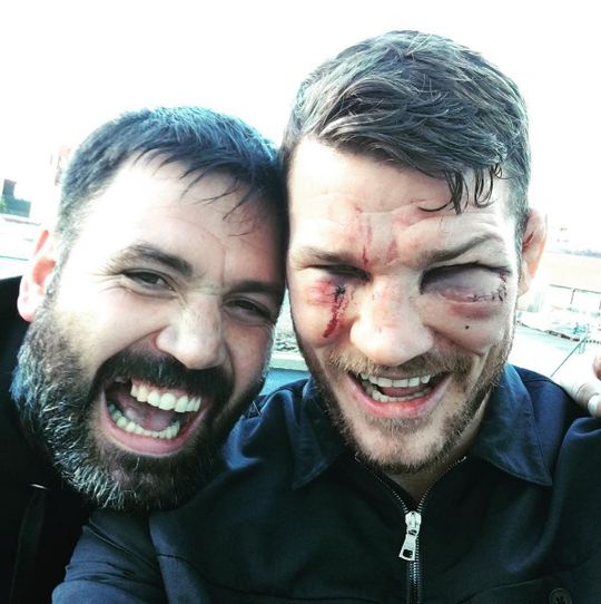 Michael Bisping deelt foto's van zijn 'blauwe ogen' na UFC 204