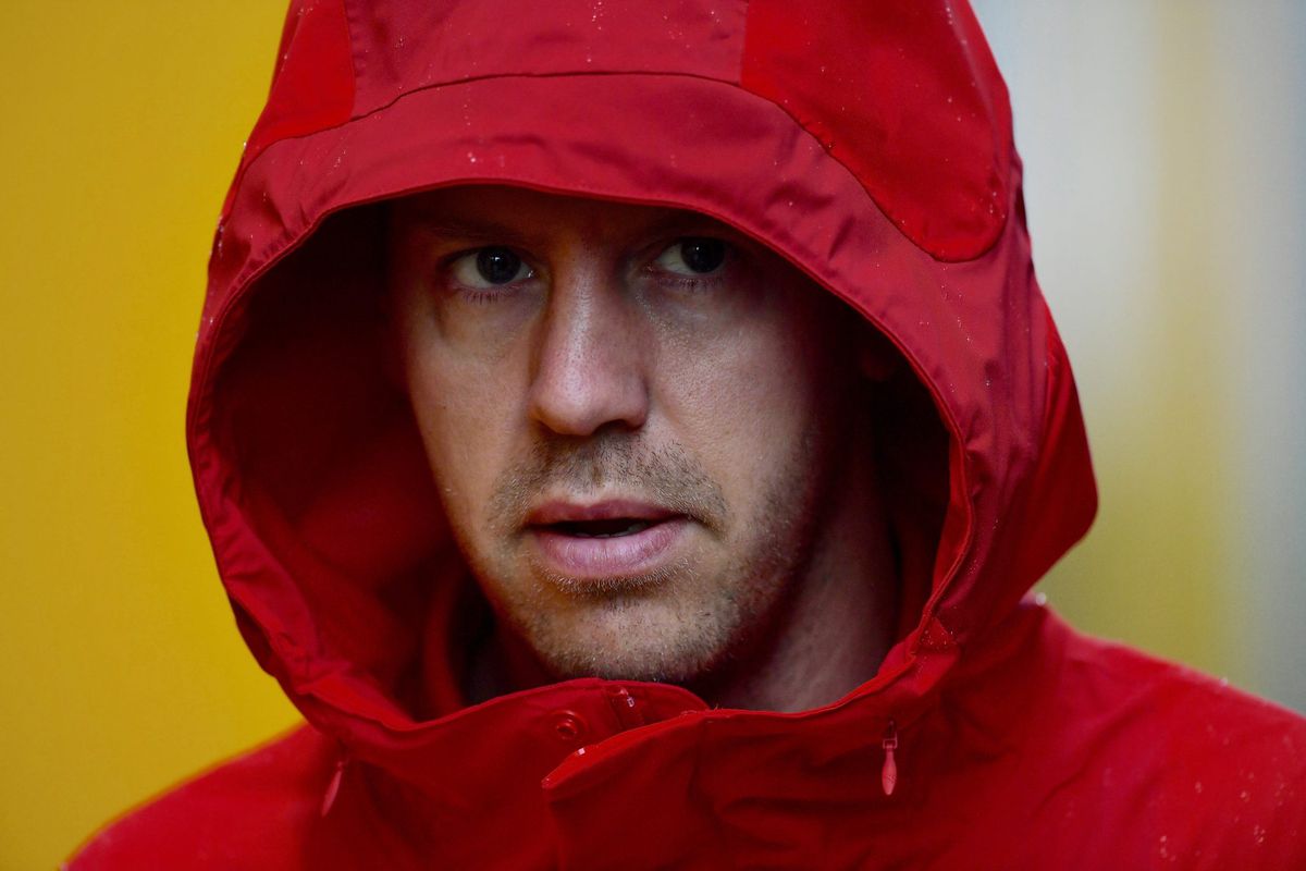 Vettel akelig dicht bij eerste schorsing in de Formule 1