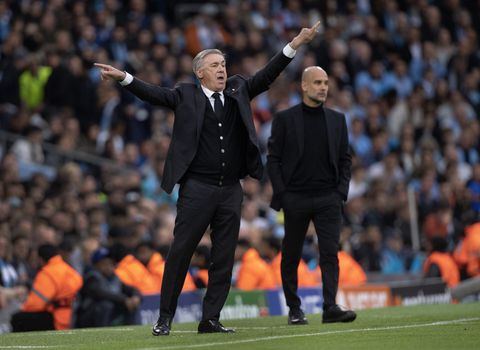 Carlo Ancelotti veegt kritiek van tafel na uitschakeling: 'Niemand twijfelt aan mijn toekomst'