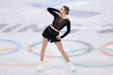 🎥 | 17-jarige kunstschaatsster Lindsay van Zundert plaatst zich op Olympische Spelen voor vrije kür