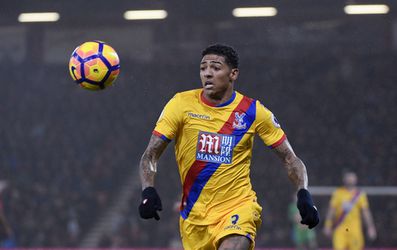 Van Aanholt krijgt pak slaag van oude club: 0-4 achter bij rust