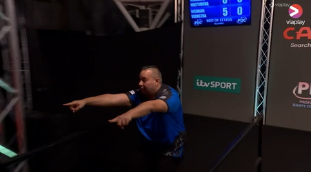 🎥 | 164-finish! Jermaine Wattimena verslaat Richard Veenstra in allesbeslissende leg