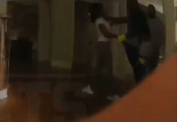 🎥 | Betrapt! MLB-sterspeler Marcell Ozuna wurgt vrouw vlak voor politie arriveert