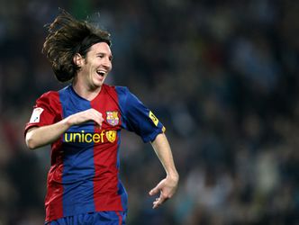10 jaar na dato: Messi soleert op fantastische wijze naar wereldgoal (video)