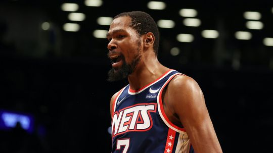 Imponerende Kevin Durant helpt Brooklyn Nets aan zege op Philadelphia 76ers