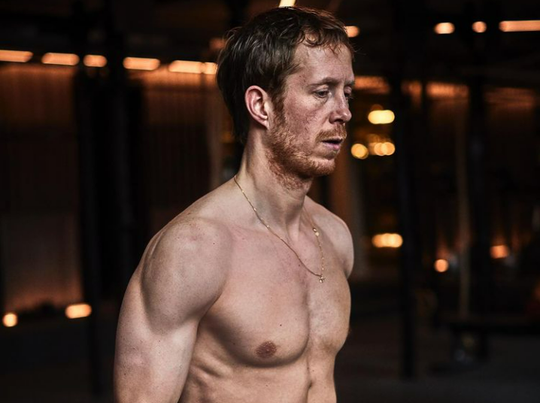 Personal trainer van Mocro Maffia-ster vertelt hoe 'Tatta' z'n killer body kreeg