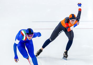 Schema 5000 meter vrouwen: Sanne in 't Hof voor de dweil, Irene Schouten als laatste