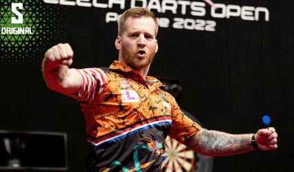 Jules van Dongen dart voor VS op de US Darts Masters: 'Had hier nooit gestaan als Nederlander'