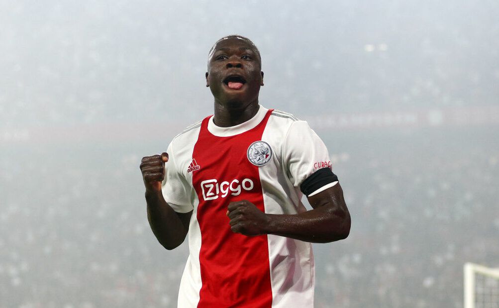 Officieel: Brian Brobbey verlaat Leipzig en keert terug bij Ajax