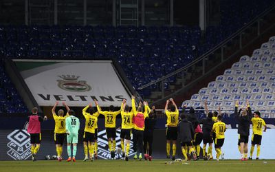 Borussia Dortmund moet dokken na coronafeestje met fans