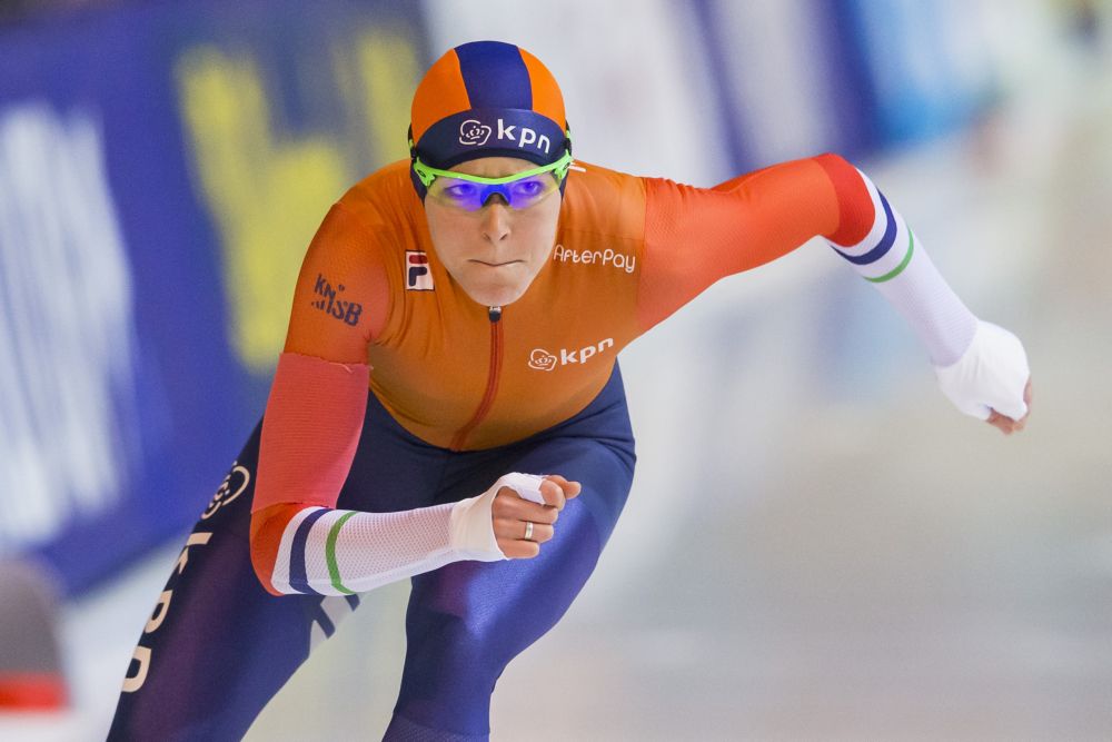 Een-tweetje voor Nederland: Ter Mors wint 1000 meter, Leenstra zilver