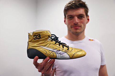 Mercedes-protest boeit Max Verstappen niet: 'Ik voel mijzelf de wereldkampioen'