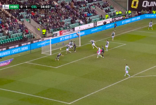 🎥 | GOAL! Celtic-man Maeda maakt markante misser goed met doeltreffend krulschot