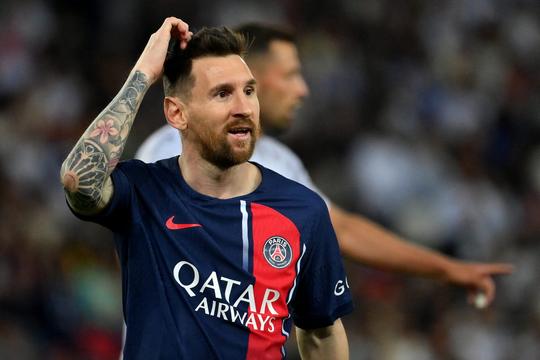 Lionel Messi krijgt trap na van oud-spelers Paris Saint-Germain: 'Het is belachelijk'