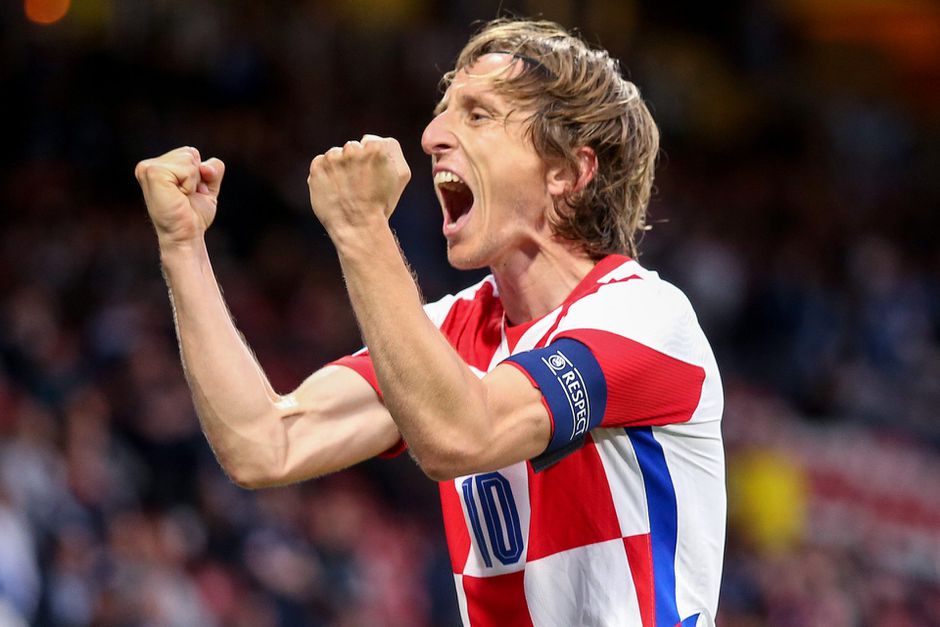 Modric en Perisic leiden Kroatië langs vurige Schotten: Nederland-Tsjechië hangt in de lucht